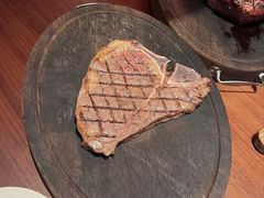 -恰餐厅及酒吧 CHAR Bar & Grill (北京丽都皇冠假日店)