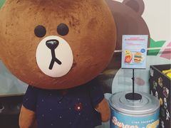 -LINE FRIENDS Garosu-gil Flagship Store