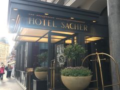 -Cafe Sacher(WIEN)