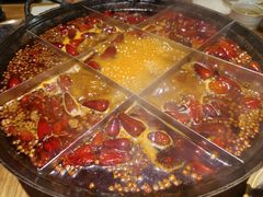 -白乐天毛肚火锅馆(解放碑店)
