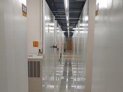 -安东易迷你自助仓储寄存仓库(杨浦店)