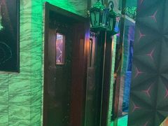 -路边边地标烧烤·川菜·小龙虾·音乐酒馆(良乡长虹店)