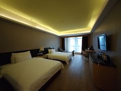 -优逸酒店(柳州窑埠古镇万象城店)