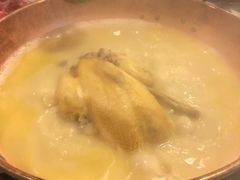 -鲜入围煮花胶鸡海鲜火锅