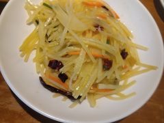 酸辣土豆丝-外婆烧.老杭帮菜(庆春店)