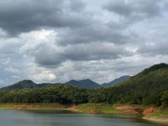 -孔雀湖生态旅游区