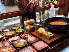 -银米·云南传统过桥米线(双廊黑金冠店)
