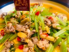 土姜辣爆牛蛙-鱼食饭稻·苏浙土菜17年老馆子(平江路店)