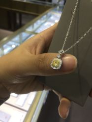 -威德钻石-克拉钻大本营(南京东路店)