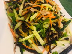 -品香菜馆(旗峰路中侨大厦店)