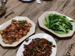 -南雄雄州土菜餐厅(粤北大厦店)