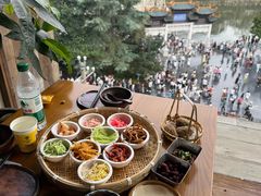 -包整·丝娃娃(一览甲秀楼风景店)