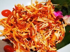 -老滇山寨•云南特色菜•地方菜•民族风情歌舞表演(金碧店)