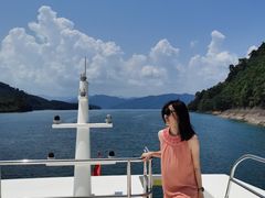 -千岛湖希尔顿休闲艇俱乐部