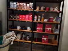 零售区-星巴克(北京三里屯SOHO一店)