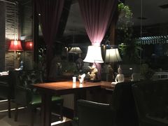 大堂-Local泰莲庭(虹鳟鱼店)