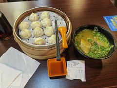 鲜肉小笼-大龙汤包