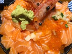 三文鱼火山丼-魔丼屋(日月光店)
