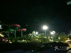 -泸州欢乐派海滩公园