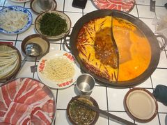 -巴卤社老火锅(财富店)