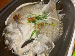 清蒸鲈鱼-南拳十三姨·潮汕砂锅粥(世纪金源店)