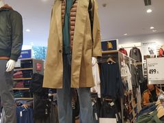 风衣-优衣库(哈尔滨乐松广场店)