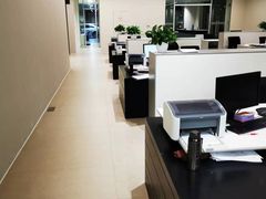 -上海冠松华奥奥迪4S店(张江店)