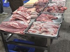 -标记美食新鲜猪杂(兴南大道店)