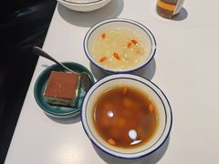 银耳汤-卤校长老火锅(杨家坪直营店)