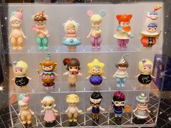 -泡泡玛特POPMART(上海环球港店)