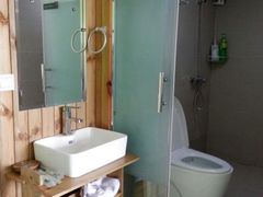 8q41fFZghTuYxRBcZ720-沃德阿拉丁酒店(威海海滨南路韩乐坊店)