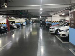 -澳门中心-办公楼地下停车场