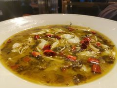 -临界音乐酒馆·小龙虾·江湖菜(华熙LIVE·鱼洞店)