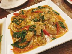 -J Daeng Seafood