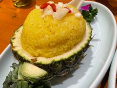 版纳波萝饭-老滇山寨•云南特色菜•地方菜•民族风情歌舞表演(金碧店)