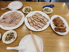 -李连贵熏肉大饼(沈阳站店)