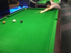 -夜时尚台球俱乐部(汉阳摩尔城店)