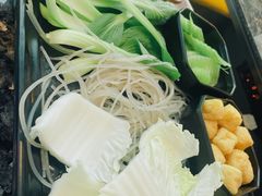 -一席地·本地鸡窝·杭帮鸡火锅(萧山银隆百货店)