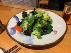 山茶油炒远郊时蔬-顺承小院儿