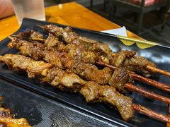 -琥珀老六龙虾(四里河店)