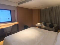 -全季酒店(成都牛王庙地铁站店)