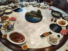 -九號渔港·蒸汽海鲜·粤菜茶点(八卦岭店)