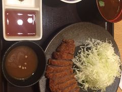 -牛カツ京都勝牛(河原町蛸薬師店)