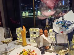 -MONICH牛排融合餐厅(和义大道购物中心店)