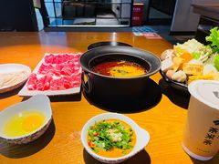 -呷哺呷哺(融创茂店)