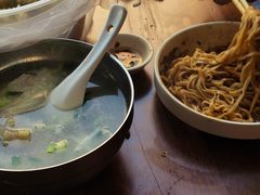 -依云煎包店