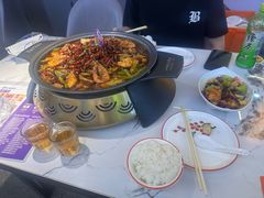 -徐记小怪兽肉蟹煲店(哈西万达金街店)