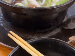 -丽虹云南过桥米线(兴工街店)