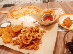 -必胜客(新中纬店)