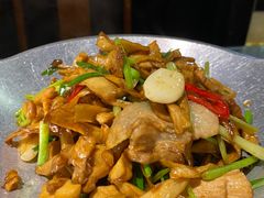 -卢大鲜鱼头捞饭(美利广场店)